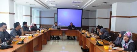 Sharing Tabel Input Output Indonesia Bersama Dosen UI